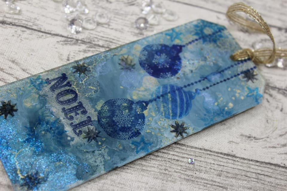 Two Jays Stamp Vintage Baubles