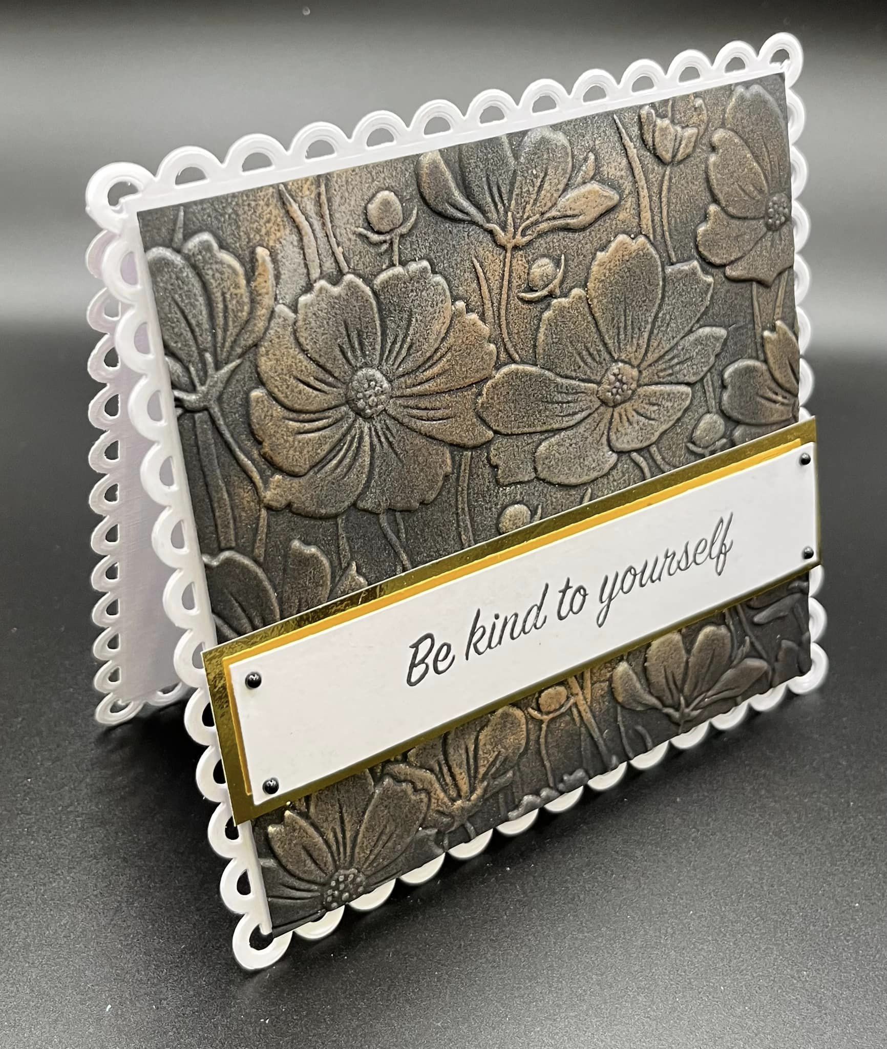 Presscut 3D Embossing Folder Poppies