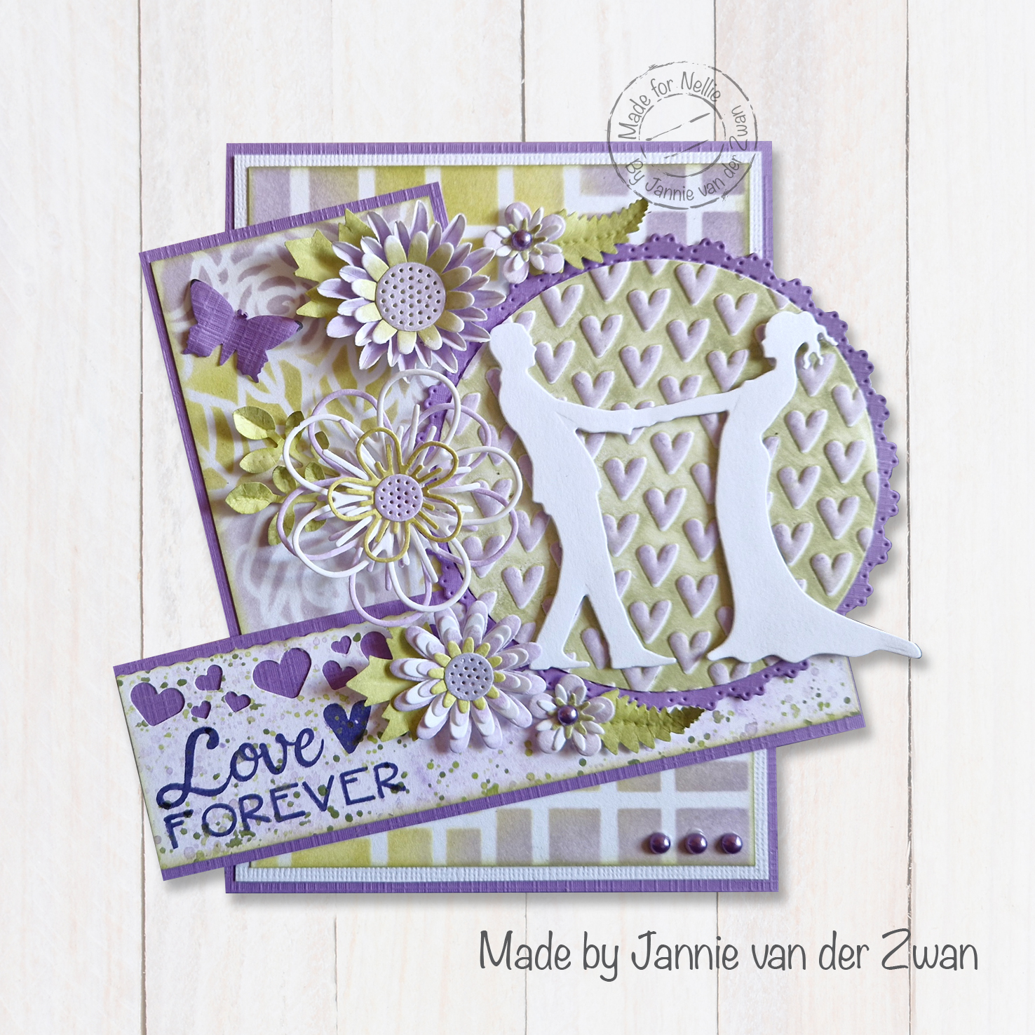 Nellie Snellen Background - Hearts