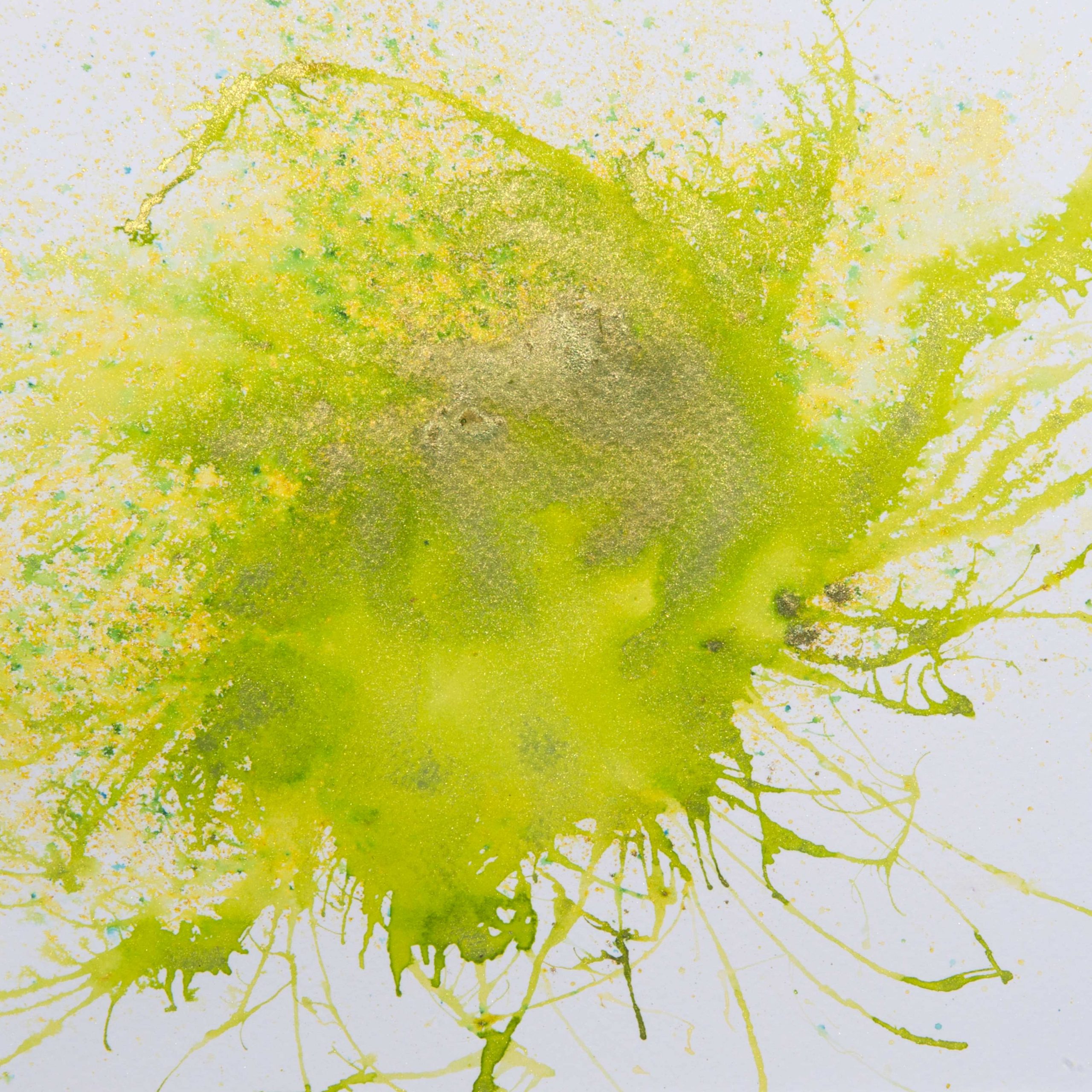 Cosmic Shimmer Pixie Powder Golden Mint 30ml