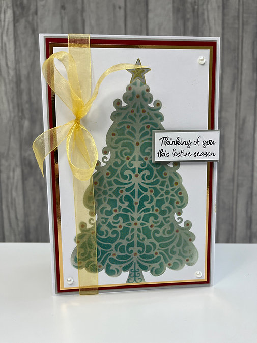 Jamie Rodgers Crafts Opulent Christmas Tree - Image 2