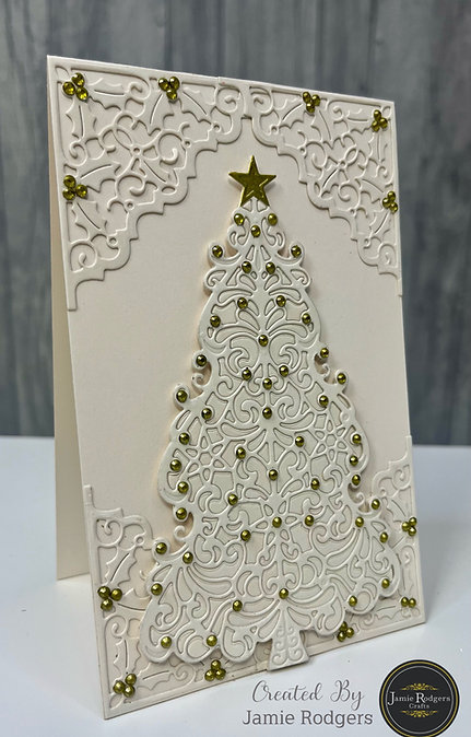 Jamie Rodgers Crafts Opulent Christmas Tree - Image 5