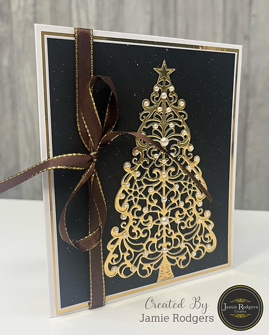 Jamie Rodgers Crafts Opulent Christmas Tree - Image 7