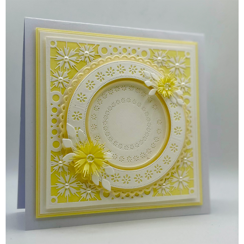 John Next Door Sea Holly Wreath