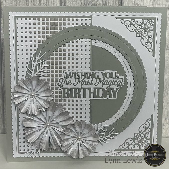 The Stencil Vault – Faded Squares DL - Image 3