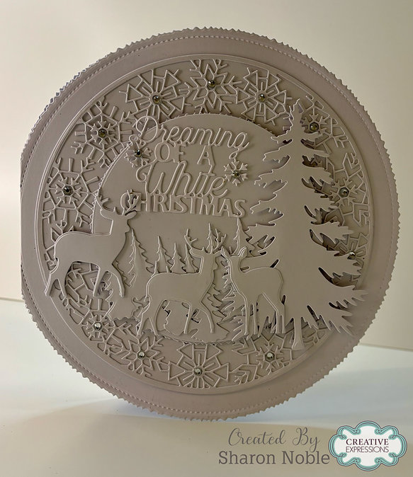 Jamie Rodgers Crafts Circular Snowflake Frame Die Set - Image 4