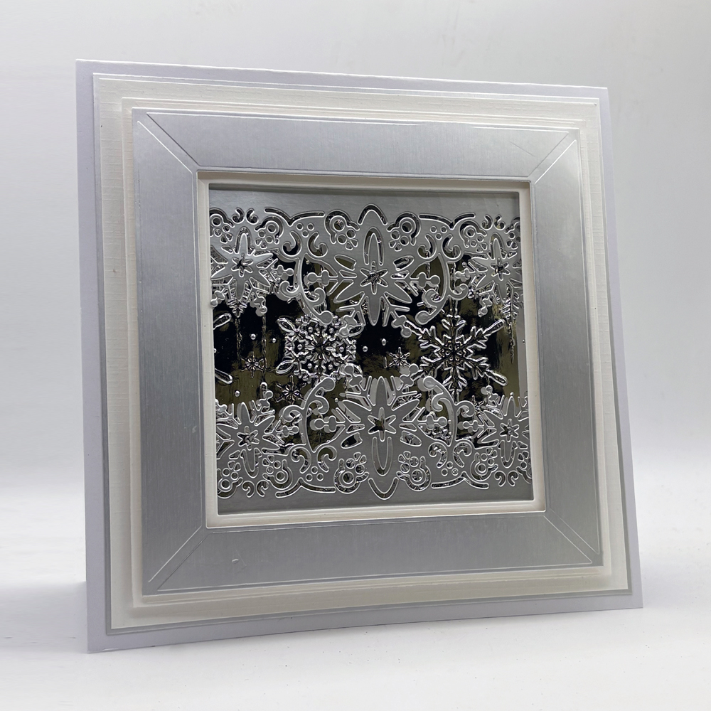 Precious Marieke Spirit of Christmas Cutting Die - Snowflake Border