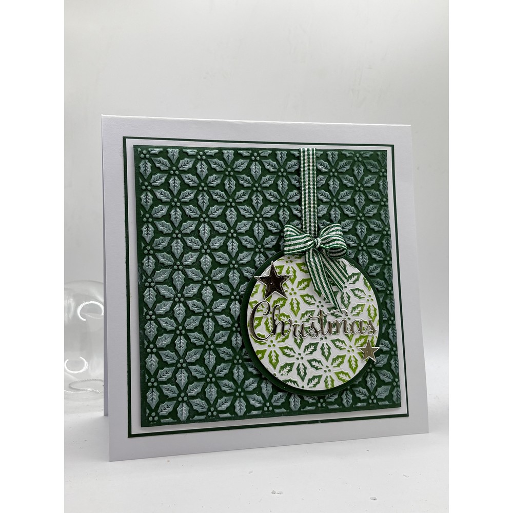 Vaessen Creative Holly Leaves 3D Folder & Stencil set