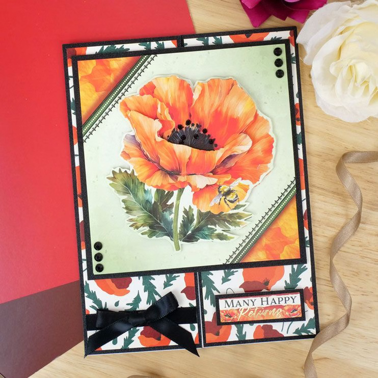 The Square Little Book of In Full Bloom - Image 3